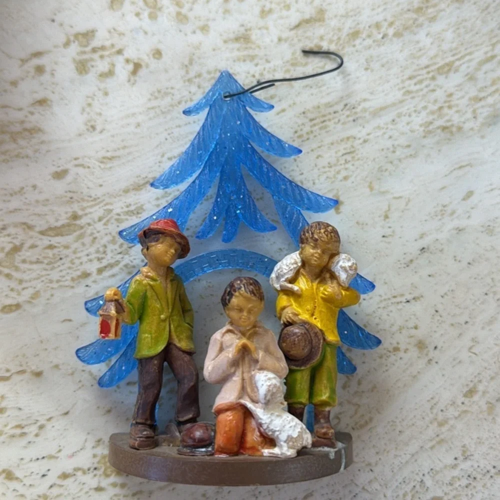 Vintage Mini “creche” (nativity) Grouping Made In Italy Christmas Ornament